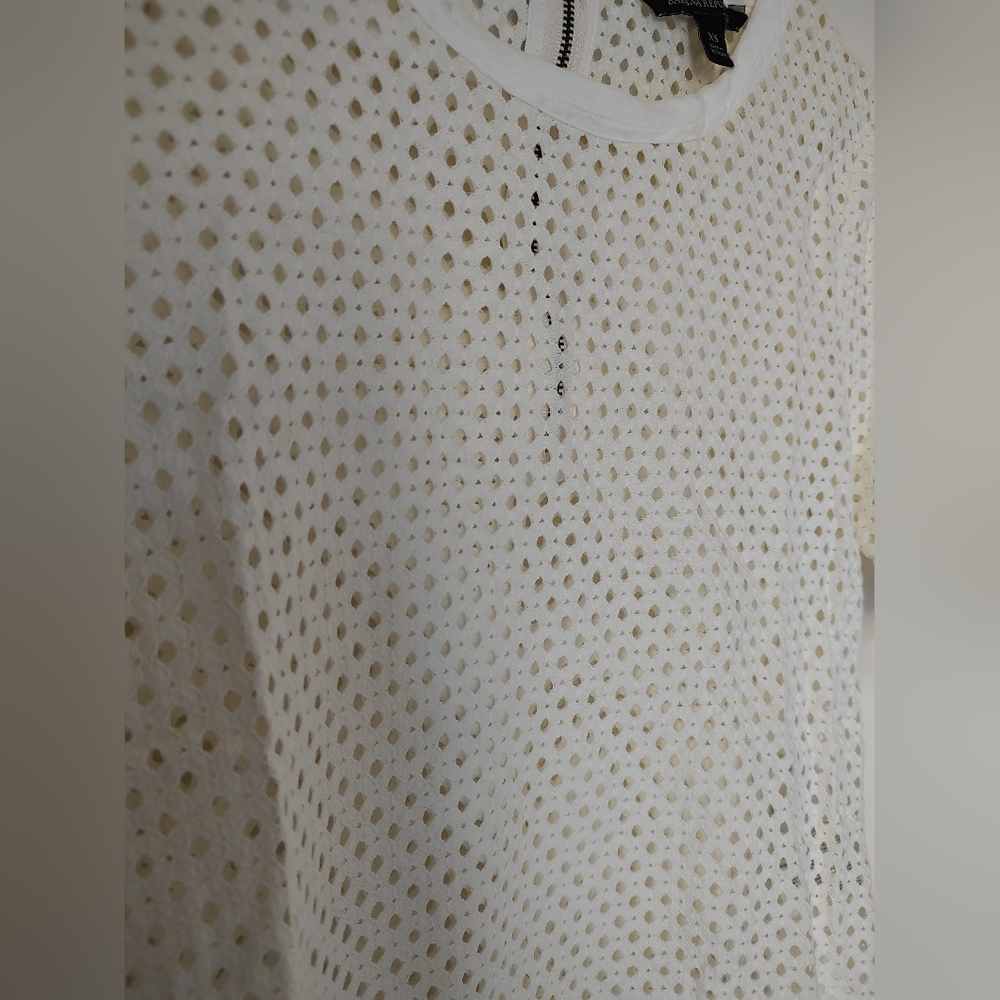 Eyelet Top - Picture 2 of 6
